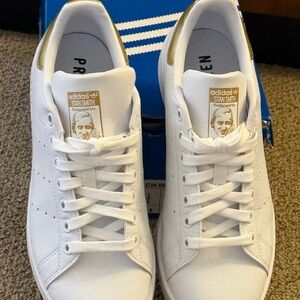 Adidas Stan Smith White and Gold Sneakers